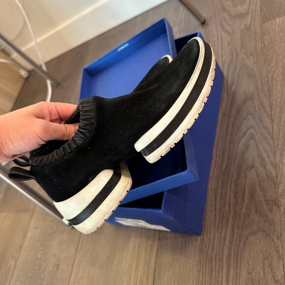 Stuart Weitzman Women's SW-612 Sneaker, Black Suede, 6.5 Medium US - Picture 2 of 7